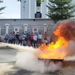 Mua bảo hiểm cháy nổ DBV online giúp tiết kiệm thời gian và công sức đáng kể so với phương pháp truyền thống. Quy trình số hóa hoàn toàn của DBV cho phép khách hàng hoàn tất thủ tục chỉ trong vài phút; từ kiểm tra nghĩa vụ pháp lý đến kích hoạt hợp đồng bảo hiểm.