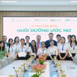 DBV trao tặng học bổng “Nuôi dưỡng ước mơ” cho sinh viên Đại học Kinh tế - Luật, ĐHQG TP.HCM, thể hiện trách nhiệm xã hội và lan tỏa giá trị nhân văn, tiếp sức sinh viên vượt khó học giỏi, xây dựng tương lai bền vững cho cộng đồng giáo dục Việt Nam.