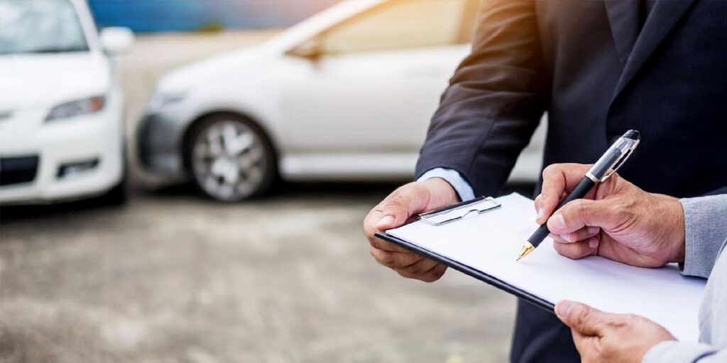 Hướng dẫn chi tiết thủ tục bồi thường bảo hiểm TNDS ô tô DBV giúp khách hàng nắm rõ quy trình thông báo tổn thất, phối hợp giám định viên và chuẩn bị hồ sơ đầy đủ để nhận bồi thường kịp thời, minh bạch.